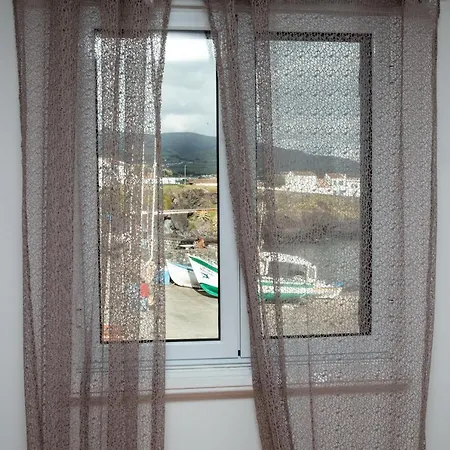 Vista Do Cais * Lagoa (Azores)